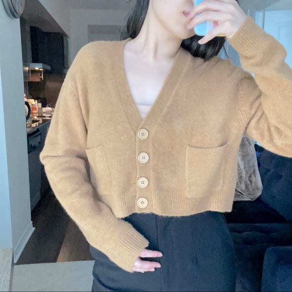 Zara tan color cropped cardigan - Picture 1 of 8